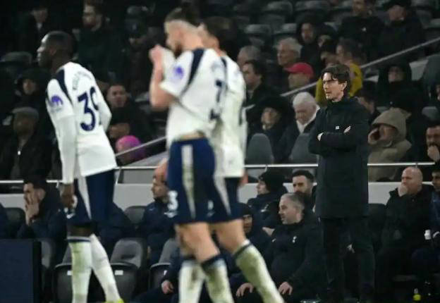 豪门热刺陷入危机！29分摇摇欲坠，13天生死战阿森纳，新帅救火刻不容缓